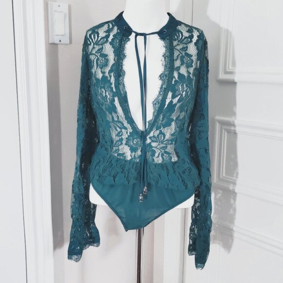 Teal Deep V Lace Bell Sleeved Lulumari Bodysuit - Picture 7 of 7